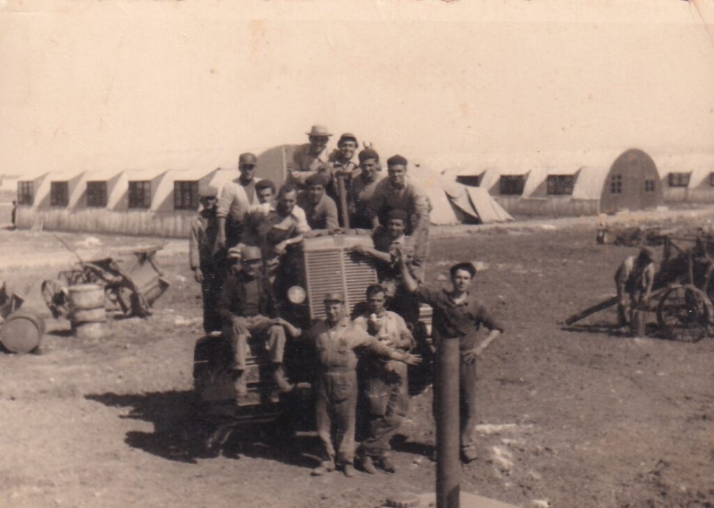 Squadra di coloni della Bonifica